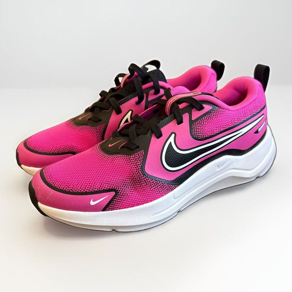 Nike | Size 5 Youth Girls Cosmic Runner Tennis Shoes Size Laser Fuchsia Pink